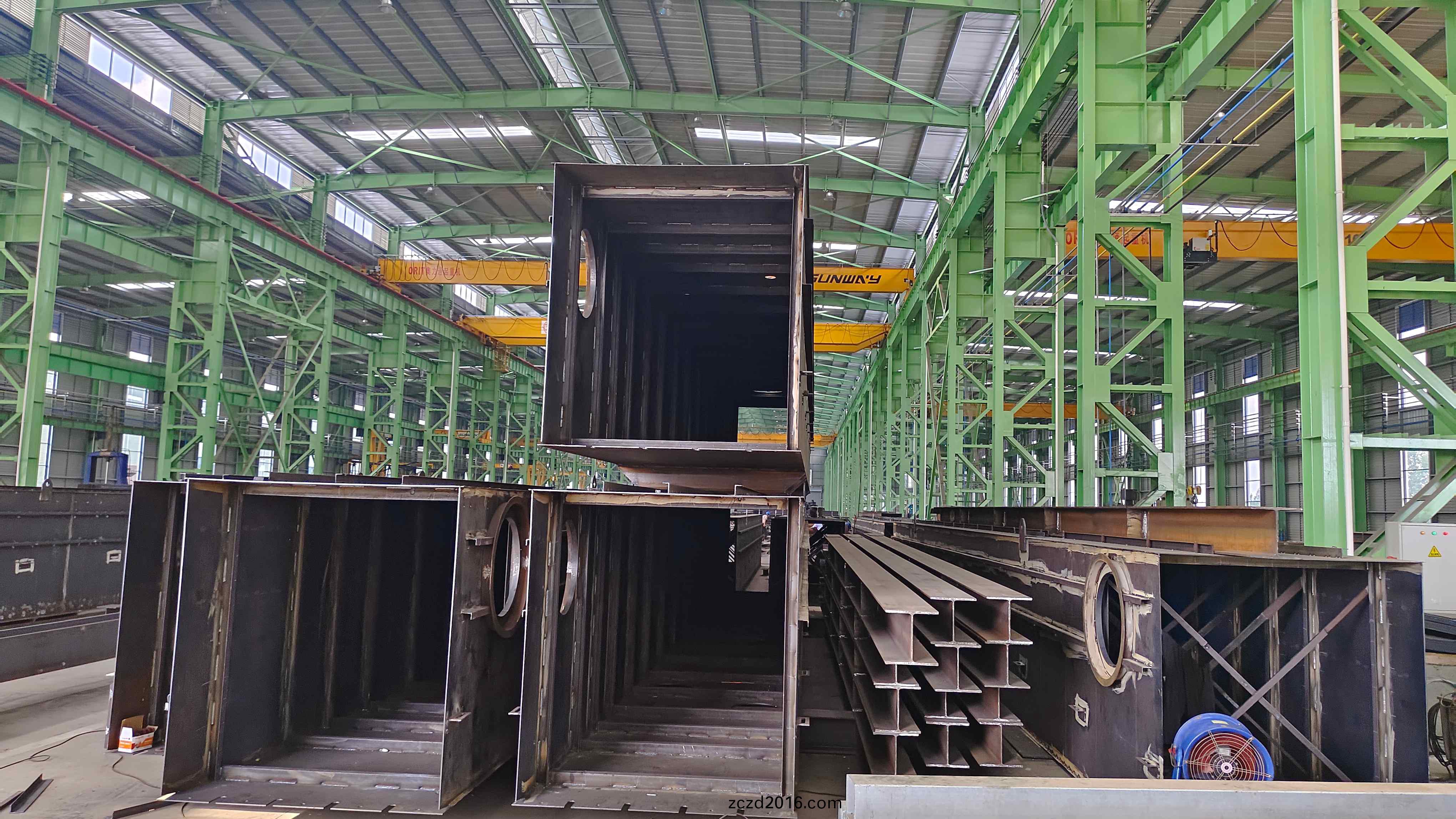 電(dian)除塵器鋼構件(jian)加(jia)工(gong) 電除(chu)塵(chen)器(qi)鋼(gang)構(gou)件加工(gong)